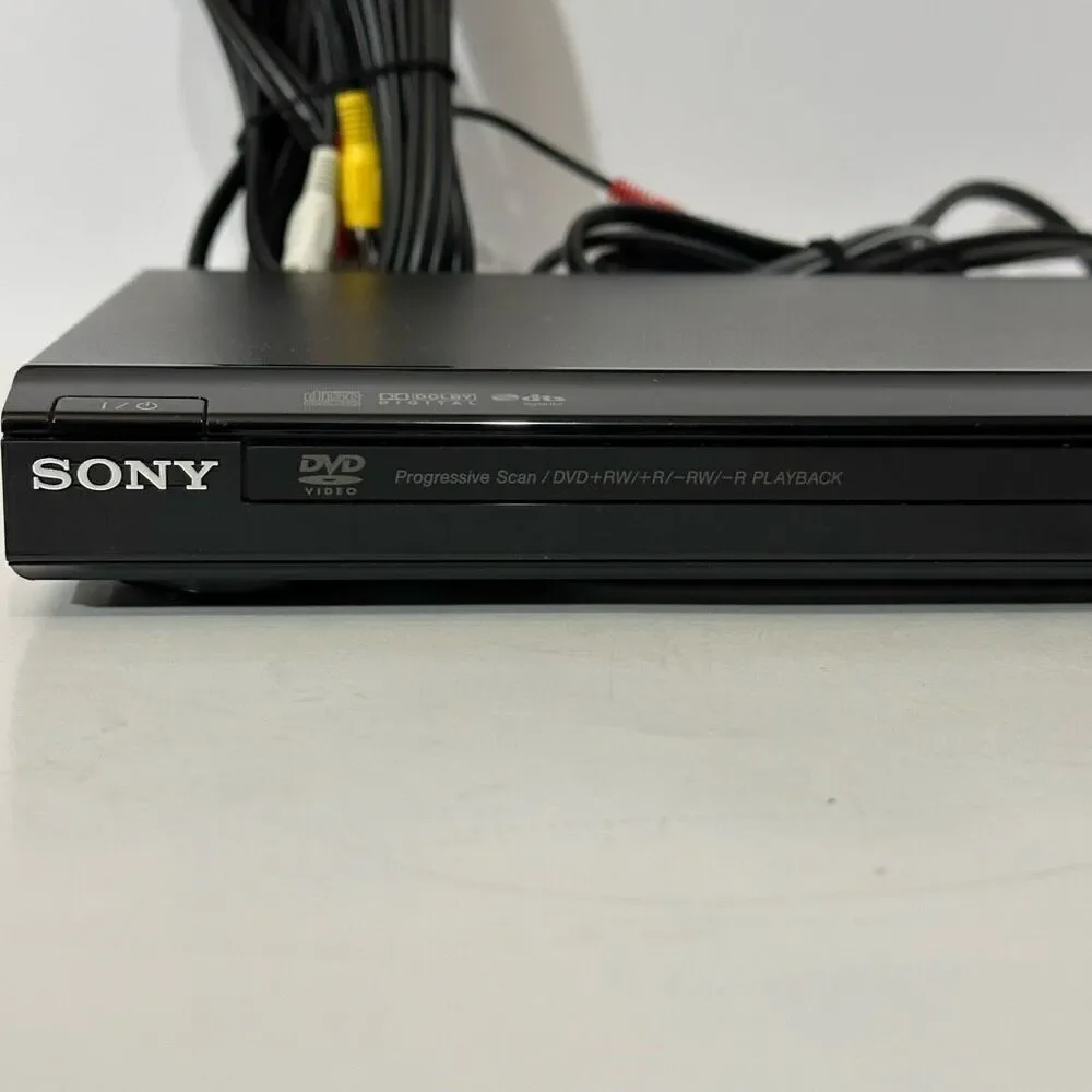 Sony CD/DVD Combo Player w/ Remote Control | Tested/Works
